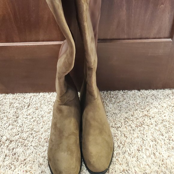 NWOT Over the Knee Taupe Boots - Picture 5 of 7